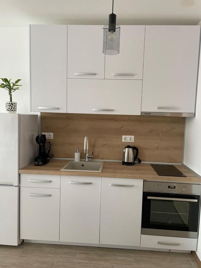 Sunny Studio Azur Святые Константин и Елена Экстерьер фото