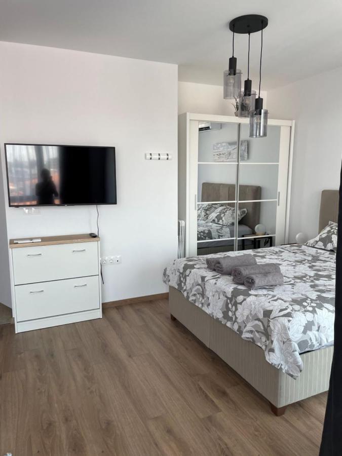 Sunny Studio Azur Святые Константин и Елена Экстерьер фото